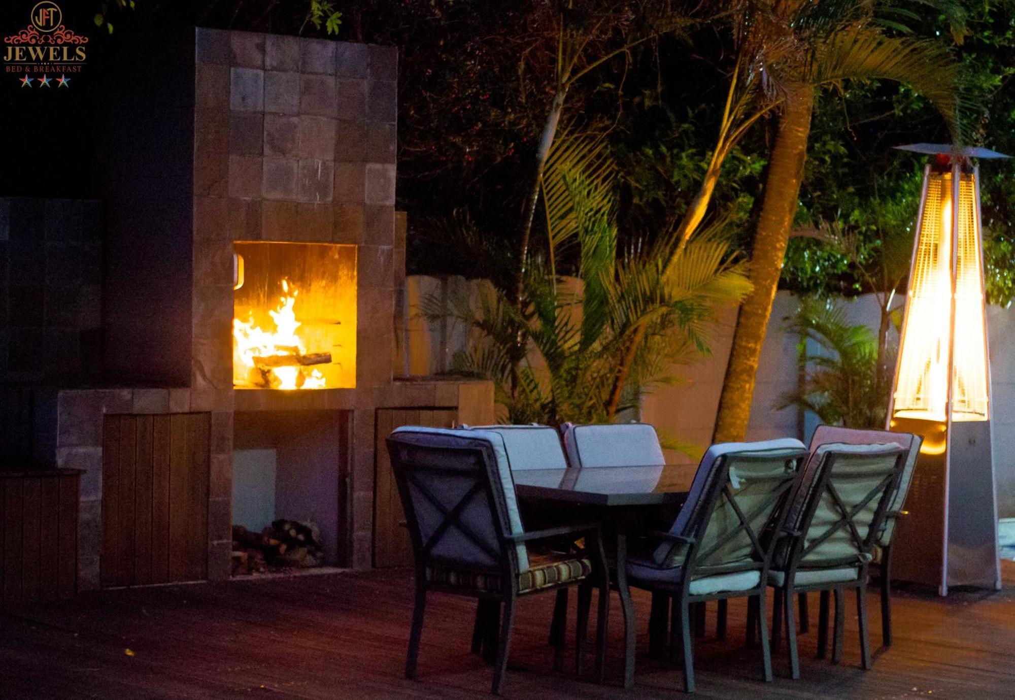 איסט לונדון Jft Jewels Guest House מראה חיצוני תמונה