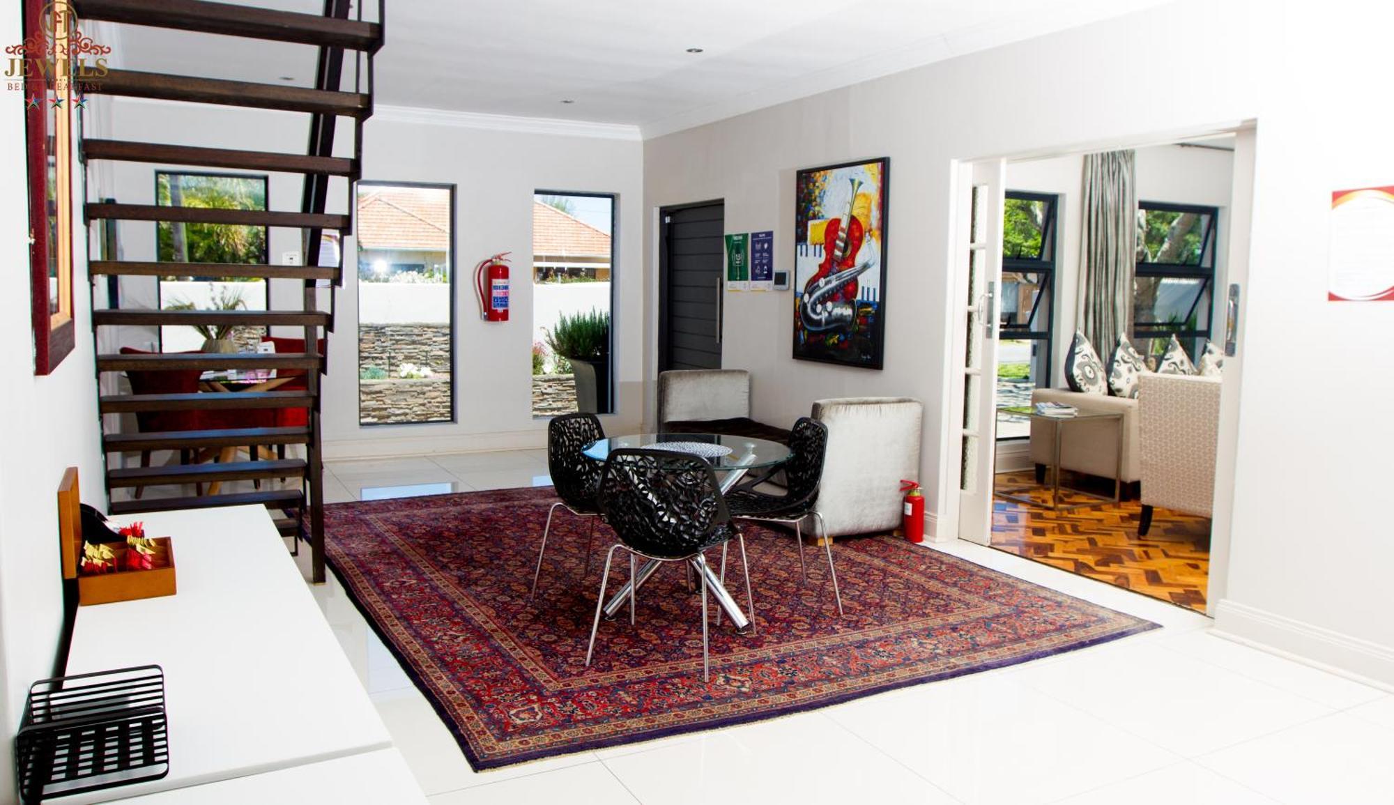 איסט לונדון Jft Jewels Guest House מראה חיצוני תמונה